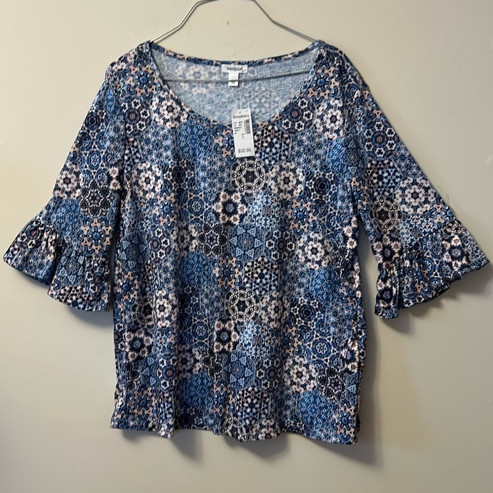 Dressbarn dressy t-shirt by Westport blue pattern ruffle sleeves size L new/tags